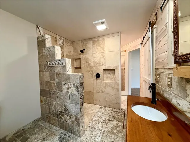 $270,000 | 299 Lynn Street, Dover, MO 64022