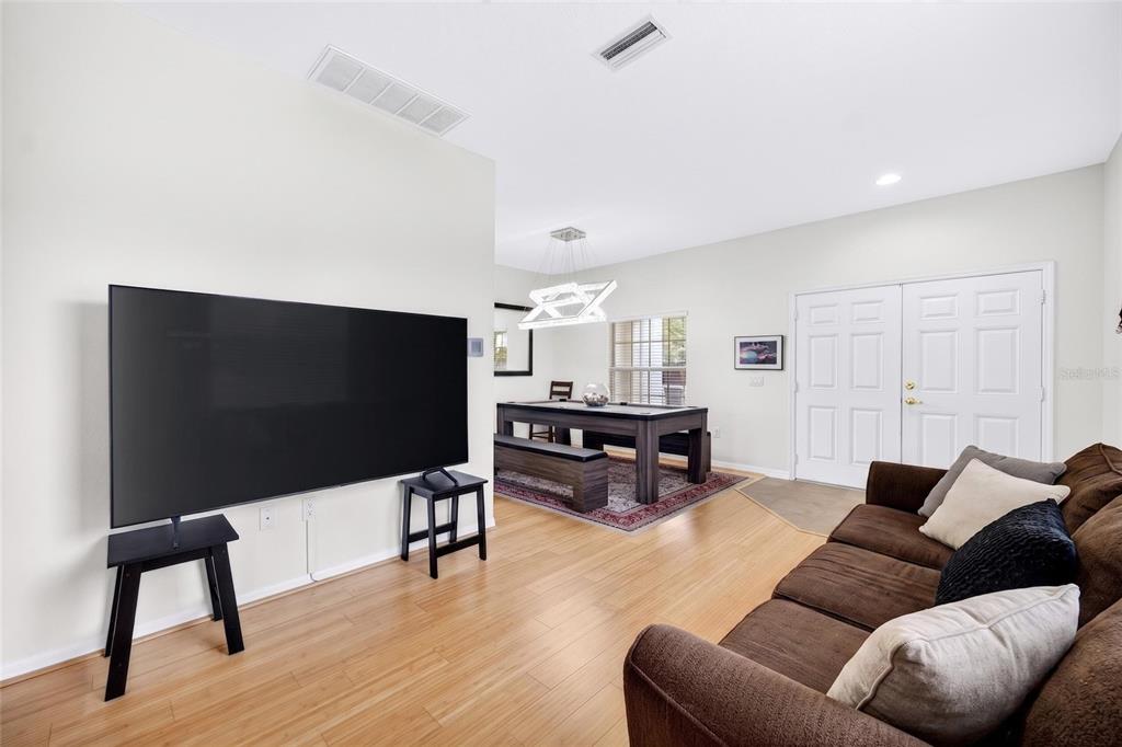 8919 North River Road Tampa, FL 33635 - Photo 42 of 55