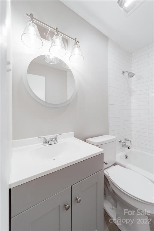 8111 Larkhaven Road Charlotte, NC 28216 - Photo 14 of 26 Gallery Image 14