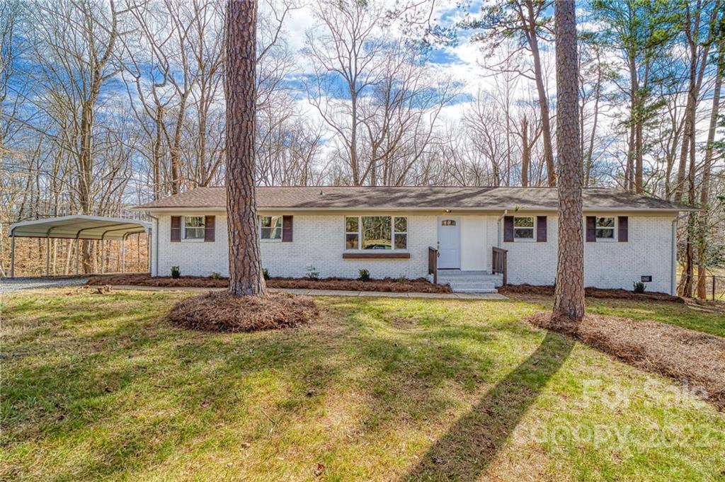 8111 Larkhaven Road Charlotte, NC 28216 - Photo 26 of 26 Gallery Image 26