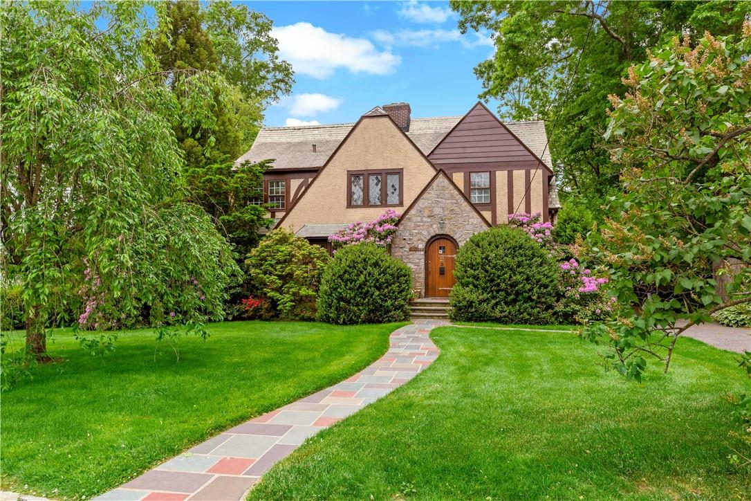 48 Edgewood Road Scarsdale, NY 10583 - Photo 1 of 1 Welcome to 48 Edgewood Road