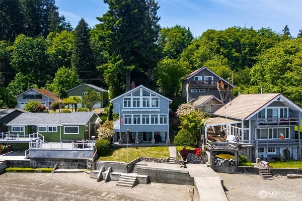 $1,025,000 | 9230 B Hunter Point Road Northwest, Olympia, WA 98502