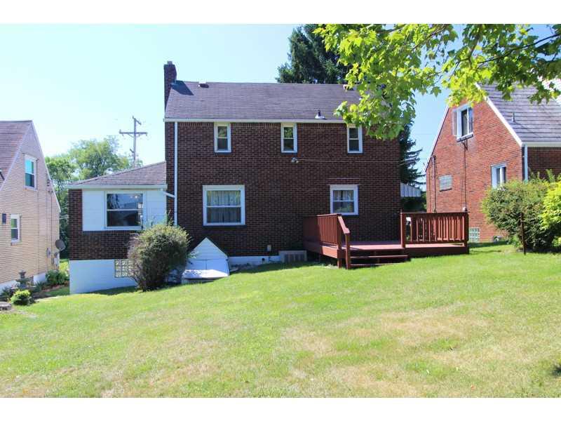 983 Agnew Road Baldwin, PA 15227 - Photo 23 of 23 Exterior Back.