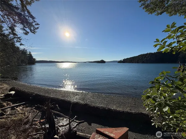 $1,295,000 | 5244 Deer Harbor Road, Orcas Island, WA 98243
