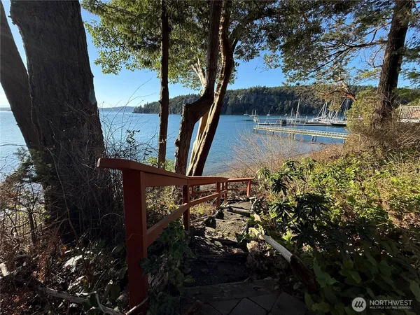 $1,295,000 | 5244 Deer Harbor Road, Orcas Island, WA 98243