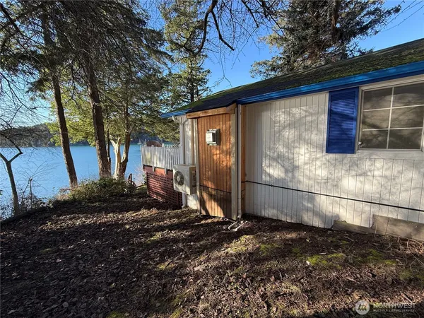 $1,295,000 | 5244 Deer Harbor Road, Orcas Island, WA 98243