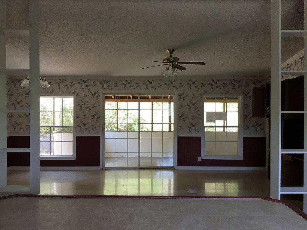 1239 Dutch Valley Road Clinton, TN 37716 - Photo 4 of 18 4 fam room