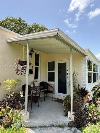 $3,350 | 170 Northwest 49th Street, Miami, FL 33127