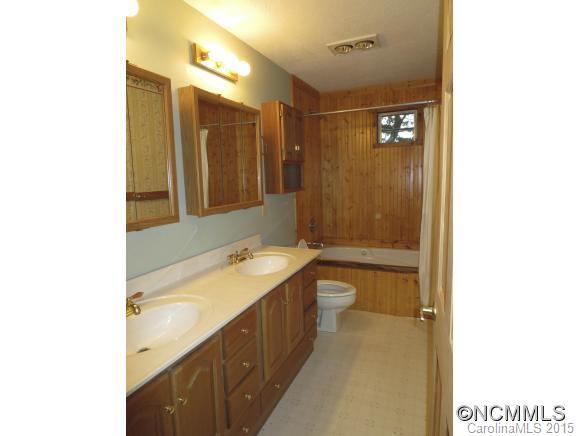 148 Rusty Ridge Cullowhee, NC 28723 - Photo 10 of 16 Gallery Image 10