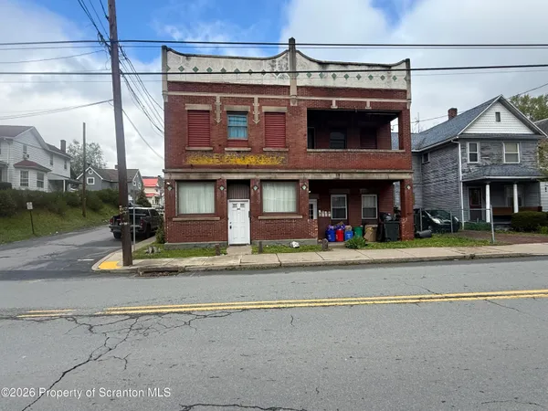 $975 | 1301 Main Street, Unit 1, Dickson City, PA 18519