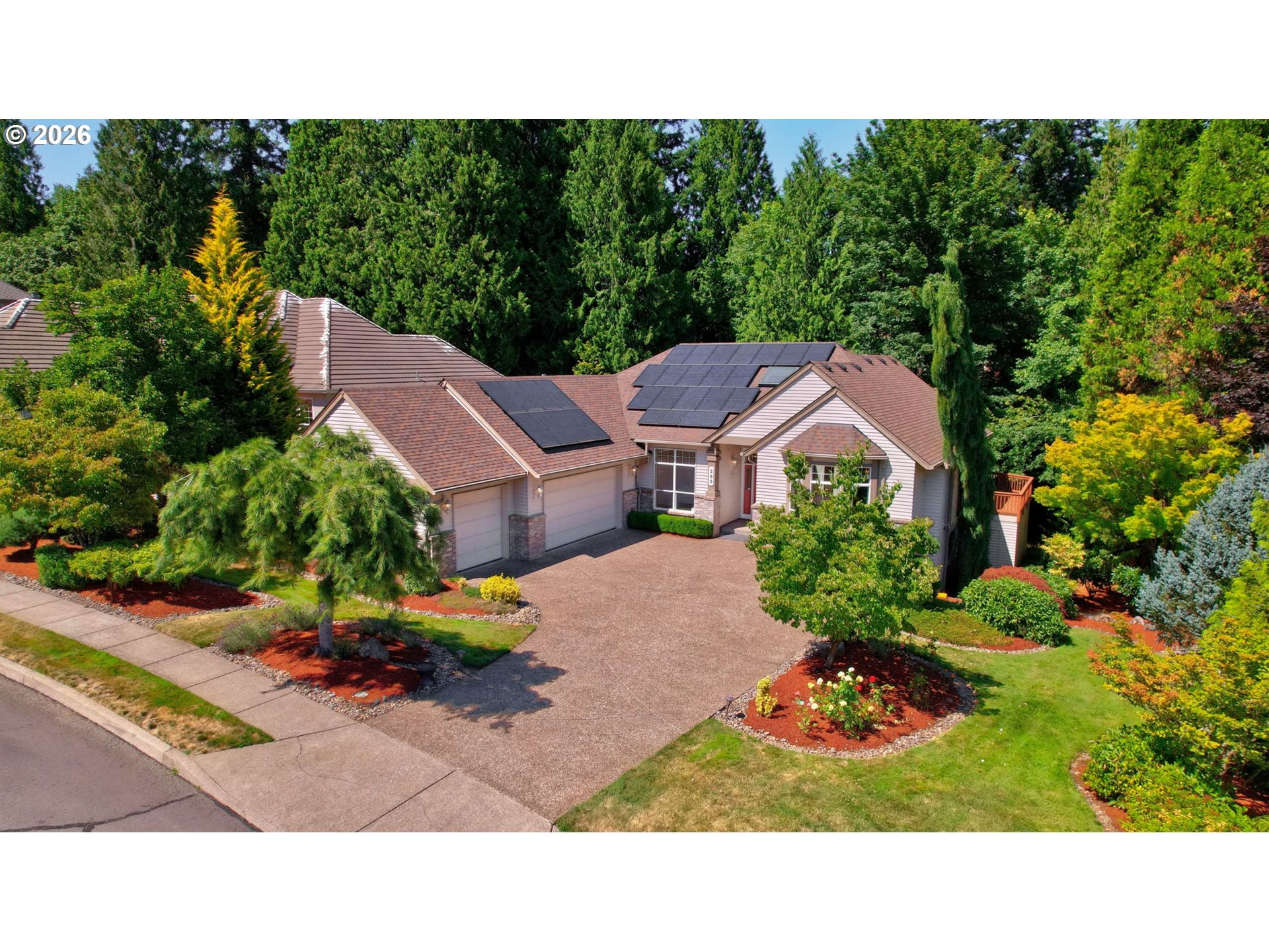 285 Southeast Avondale Way Gresham, OR 97080 - Photo 2 of 47