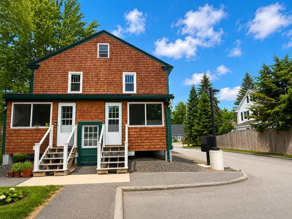 $335,000 | 224 North Street, Unit 101, Saco, ME 04072