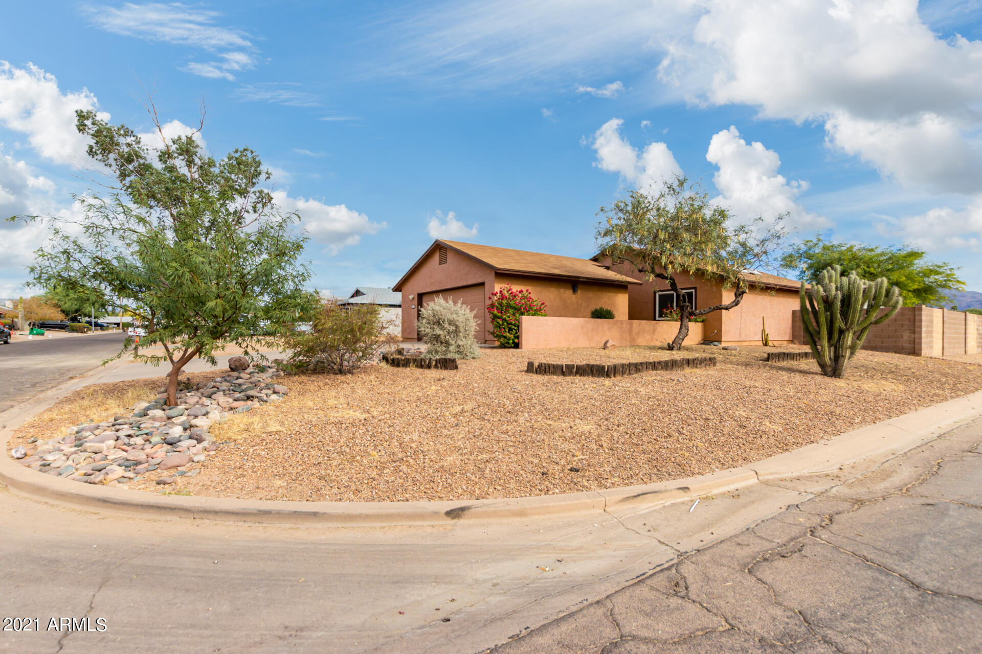 2697 South Gila Road Apache Junction, AZ 85119 - Photo 1 of 29 0005-05-Gila