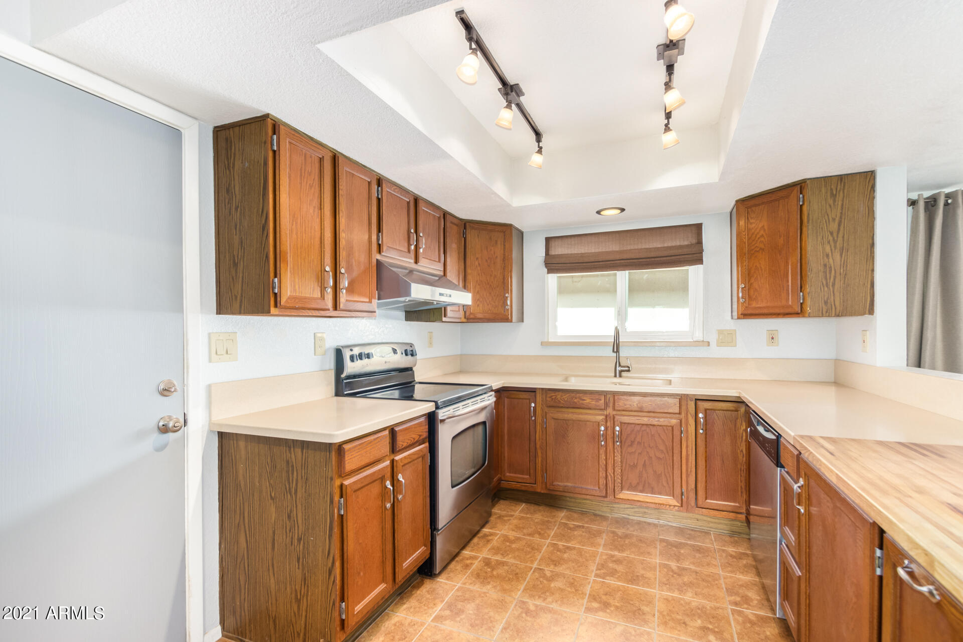 2697 South Gila Road Apache Junction, AZ 85119 - Photo 3 of 29 0012-12-Gila