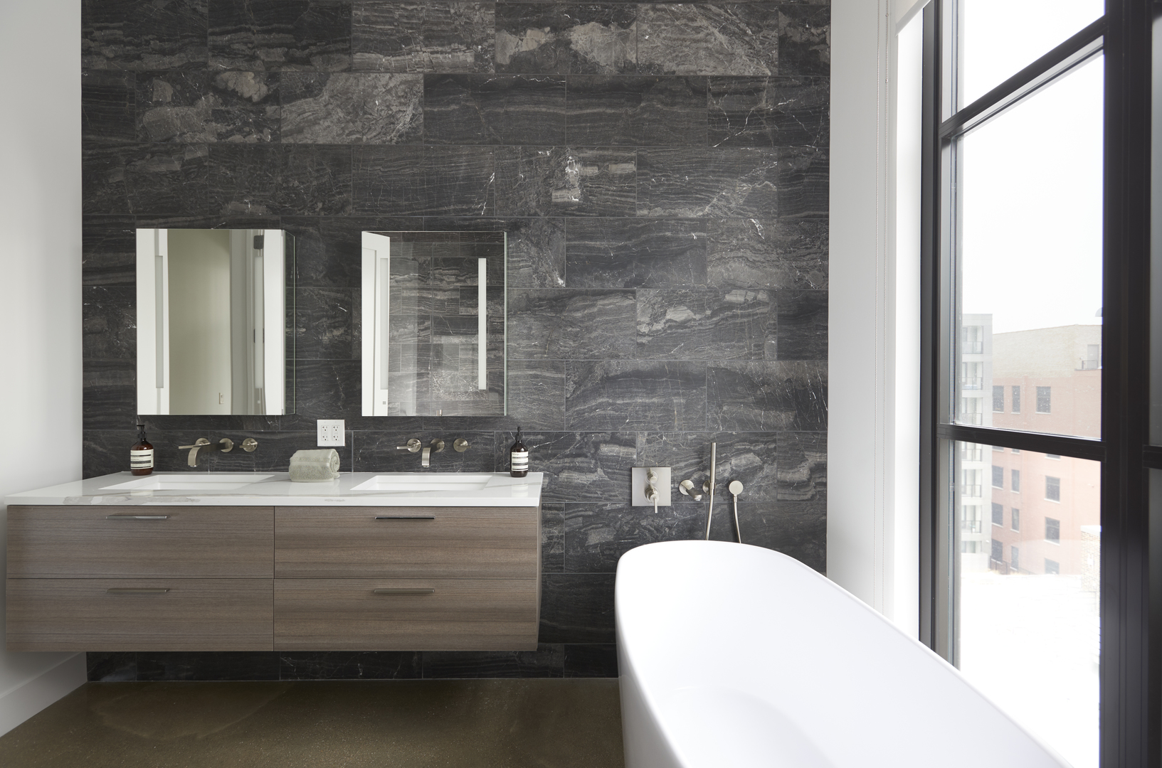 900 West Washington Boulevard, Unit 702 Chicago, IL 60607 - Photo 10 of 11