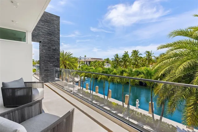 $17,995,000 | 650 Royal Plaza Drive, Fort Lauderdale, FL 33301