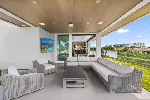 $19,750,000 | 650 Royal Plaza Drive, Fort Lauderdale, FL 33301