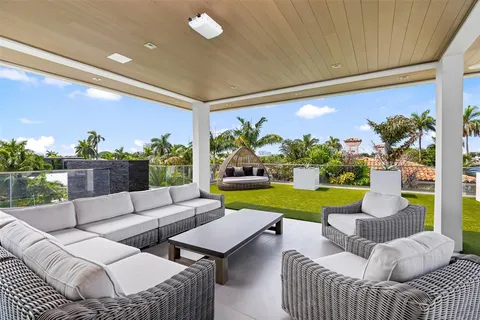 $19,750,000 | 650 Royal Plaza Drive, Fort Lauderdale, FL 33301