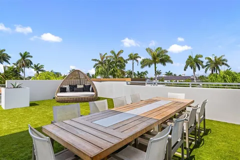 $19,750,000 | 650 Royal Plaza Drive, Fort Lauderdale, FL 33301