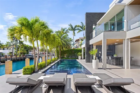 $19,750,000 | 650 Royal Plaza Drive, Fort Lauderdale, FL 33301