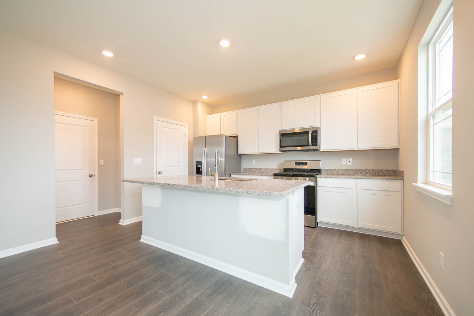 2906 West Patchwork Drive Monrovia, IN 46157 - Photo 9 of 41