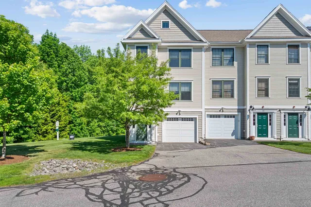 $2,650 | 41 Village Drive, Unit 41, Meredith, NH 03253