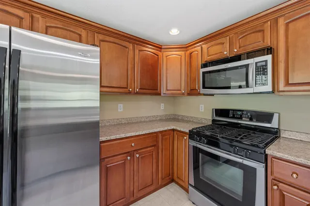 $2,650 | 41 Village Drive, Unit 41, Meredith, NH 03253