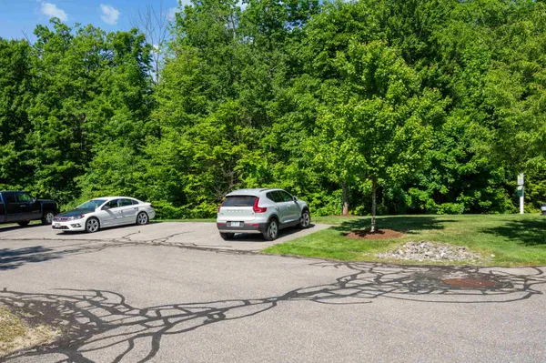 $2,650 | 41 Village Drive, Unit 41, Meredith, NH 03253