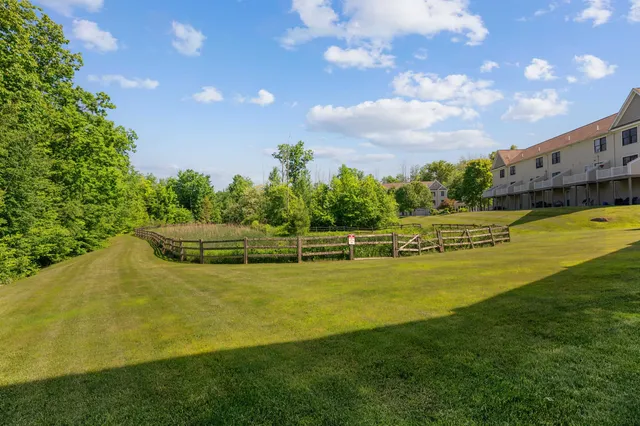 $2,650 | 41 Village Drive, Unit 41, Meredith, NH 03253