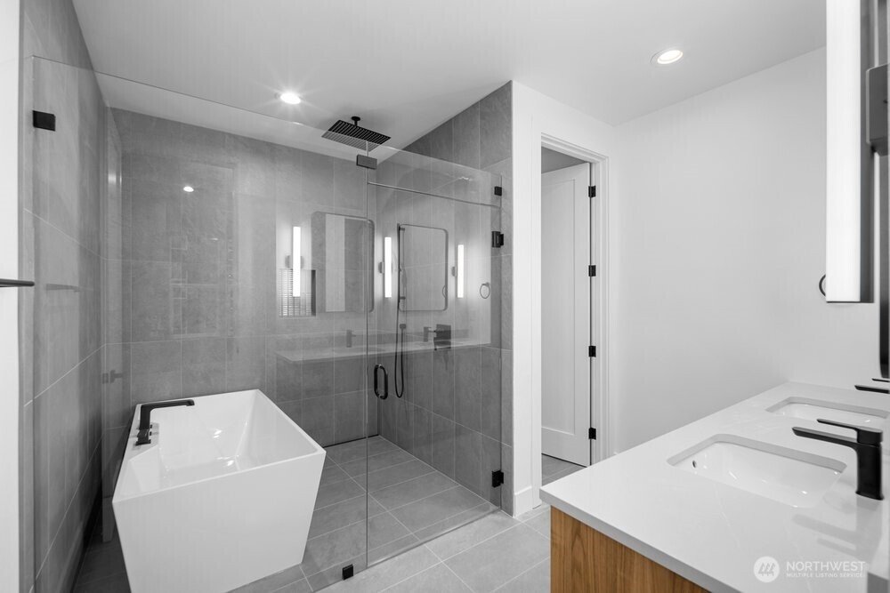 695 Northwest Locust Street Issaquah, WA 98027 - Photo 21 of 28