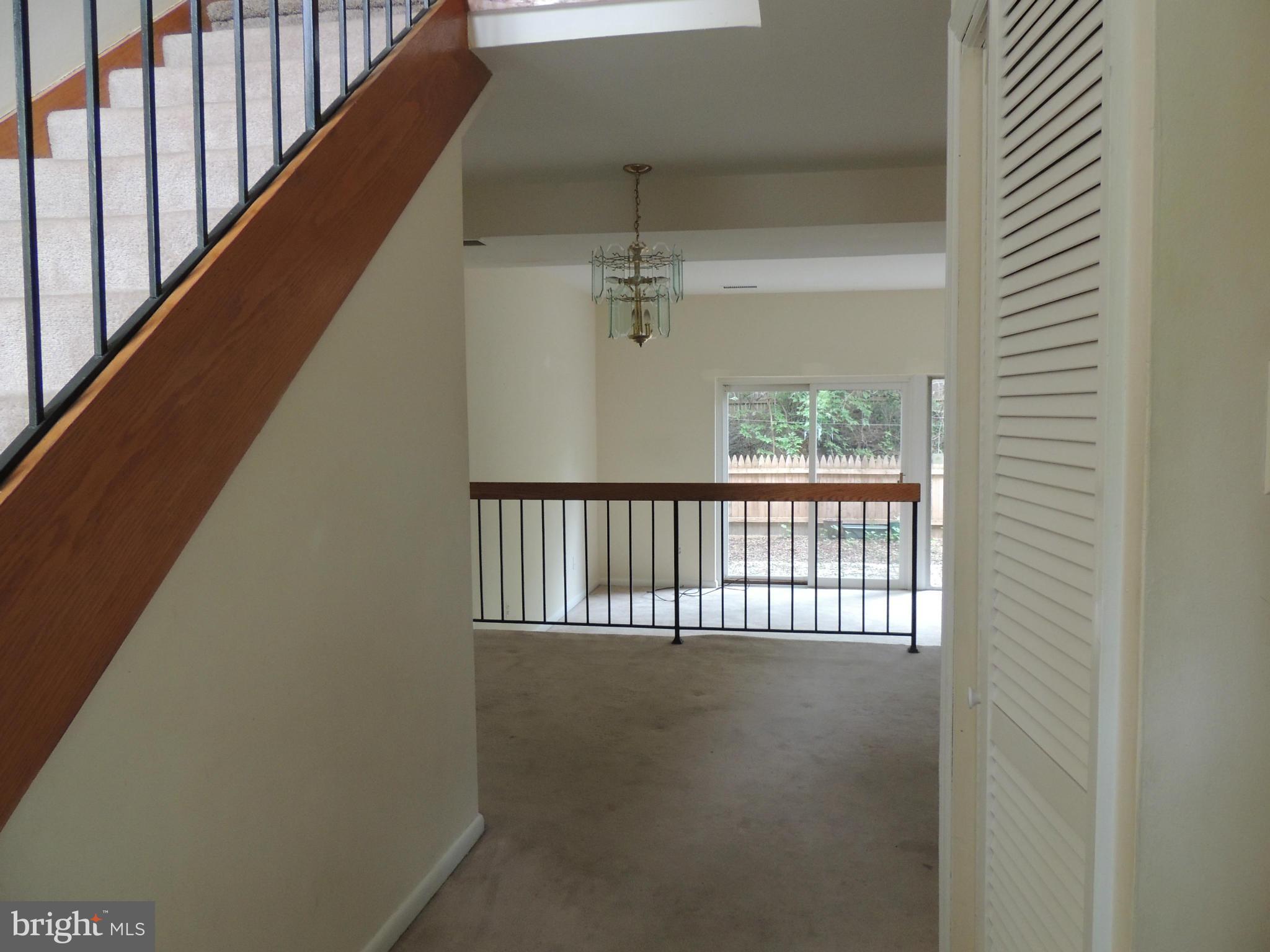 3302 Claridge Court Silver Spring, MD 20902 - Photo 4 of 18 Interior (General)
