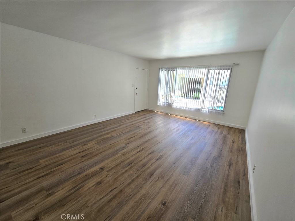 439 Le Doux Road, Unit 1 Los Angeles, CA 90048 - Photo 4 of 24