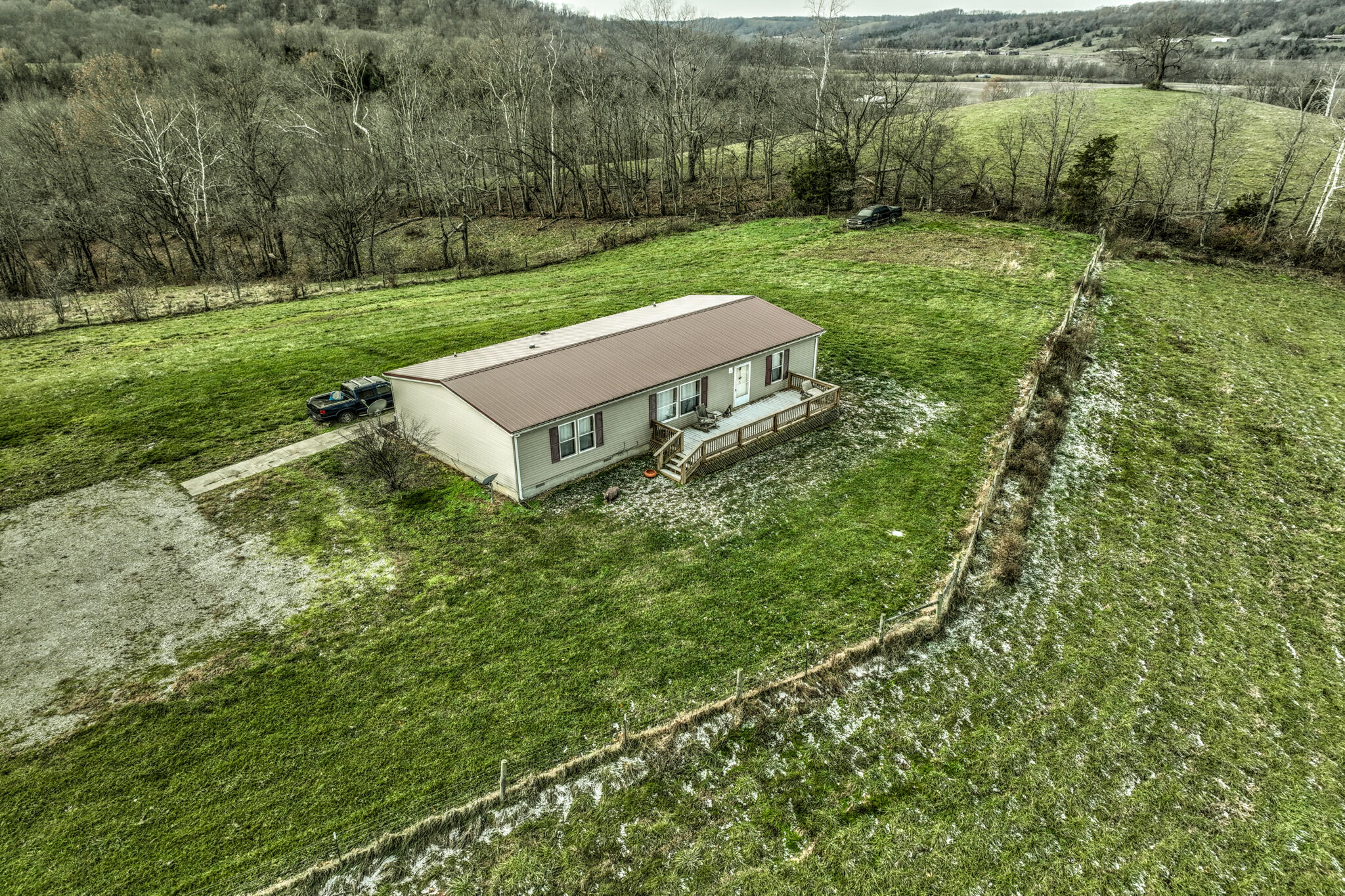 385 Mosby Creek Road Sparta, KY 41086 - Photo 7 of 39