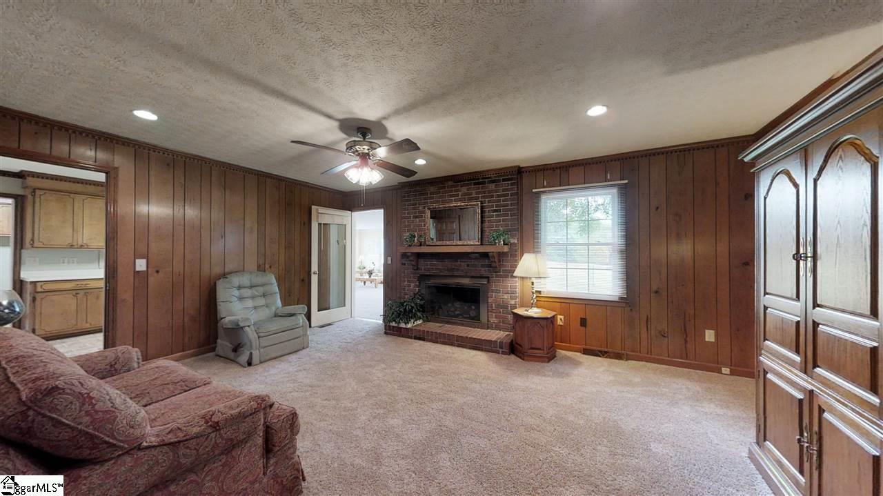 2 Leopard Road Fountain Inn, SC 29644 - Photo 9 of 36