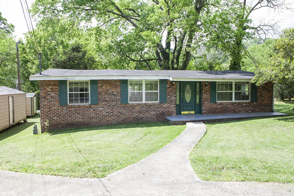 4021 McCahill Road Chattanooga, TN 37415 - Photo 2 of 27 IMG_0378
