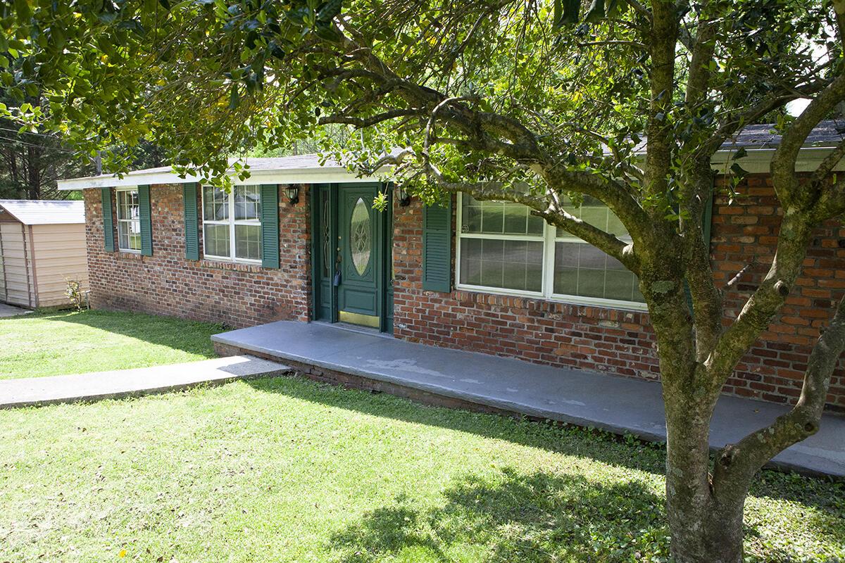 4021 McCahill Road Chattanooga, TN 37415 - Photo 4 of 27 IMG_0383