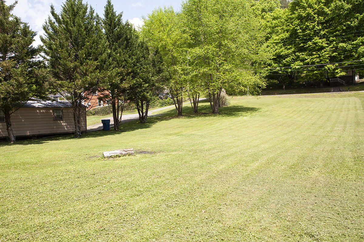 4021 McCahill Road Chattanooga, TN 37415 - Photo 9 of 27 IMG_0394-2