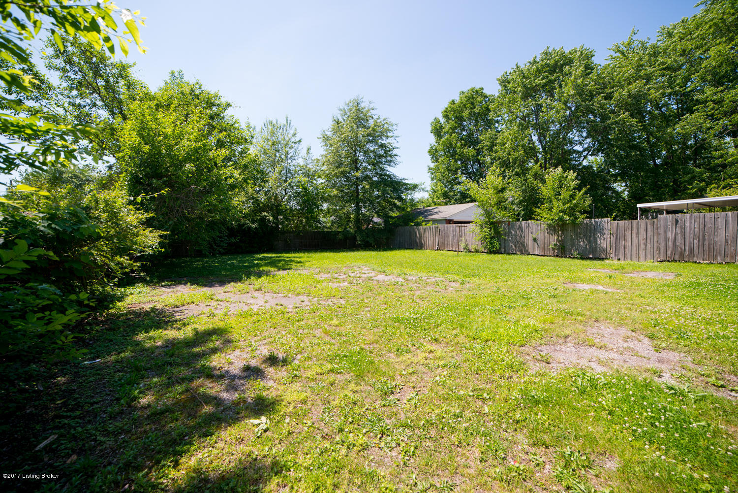 8516 Blue Lick Road Louisville, KY 40219 - Photo 27 of 29 Huge Backyard
