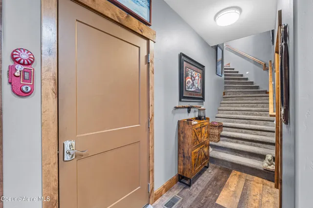 $799,995 | 28615 North Milan Road, Chattaroy, WA 99003