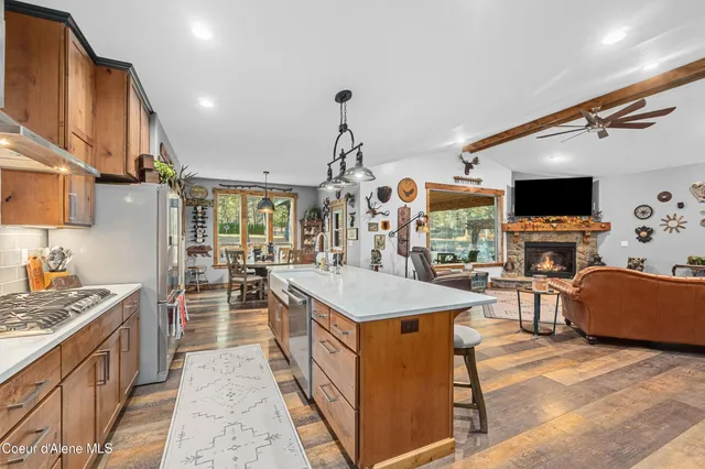 $799,995 | 28615 North Milan Road, Chattaroy, WA 99003