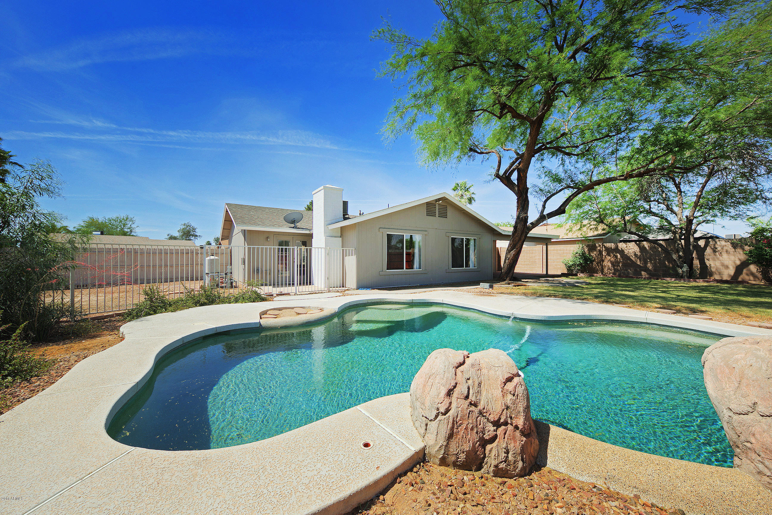 808 West Apollo Avenue Tempe, AZ 85283 - Photo 24 of 25 808WApollo024