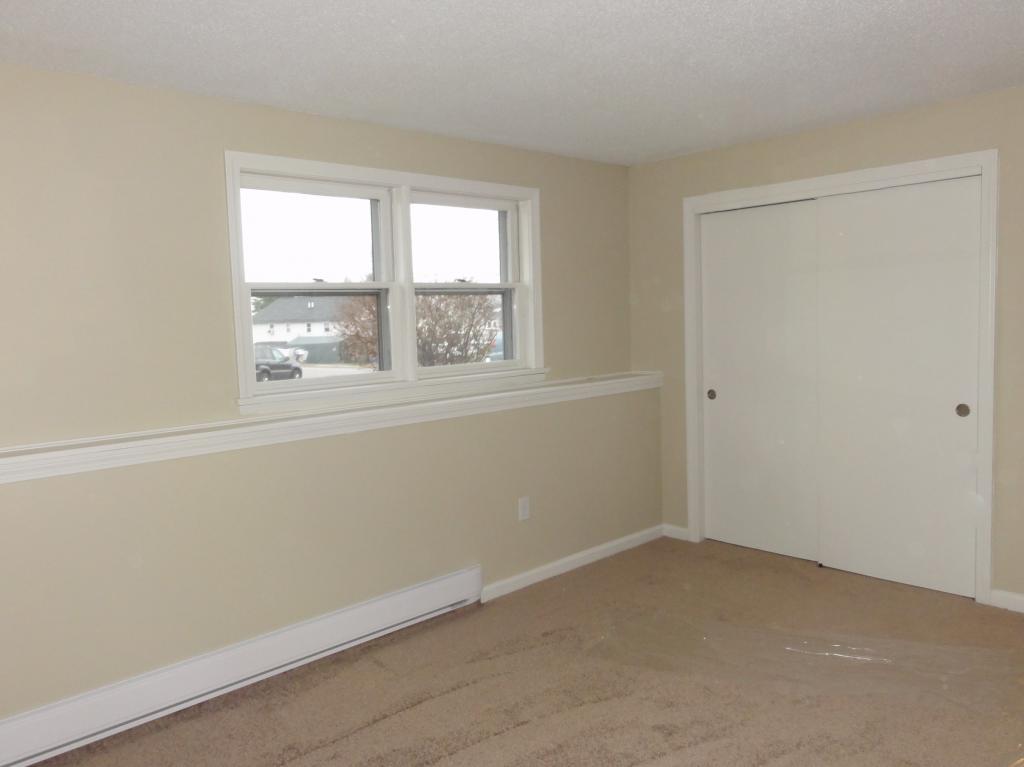 12 R Matthew Drive Derry, NH 03038 - Photo 14 of 17