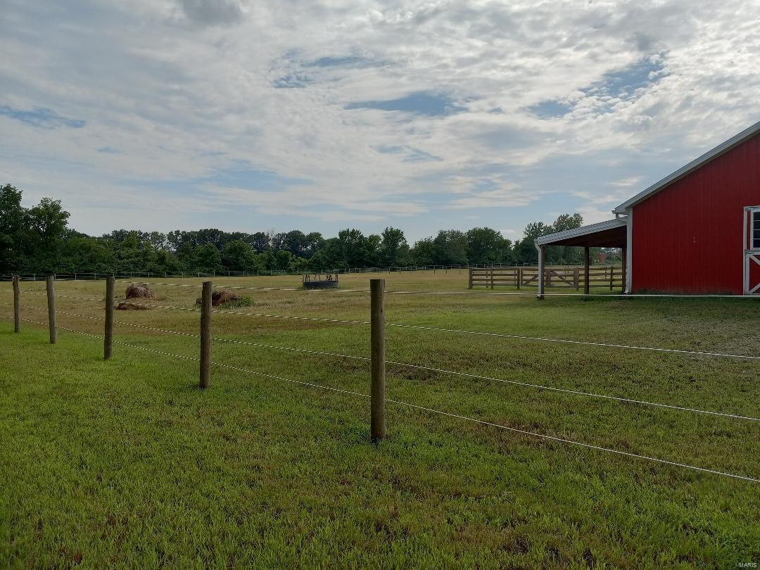 151 West Doc Lin Drive Sparta, IL 62286 - Photo 10 of 13