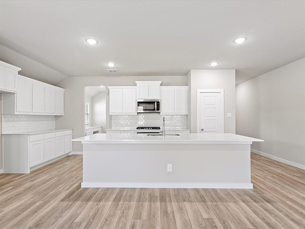 643 Olympic Way Red Oak, TX 75154 - Photo 8 of 32