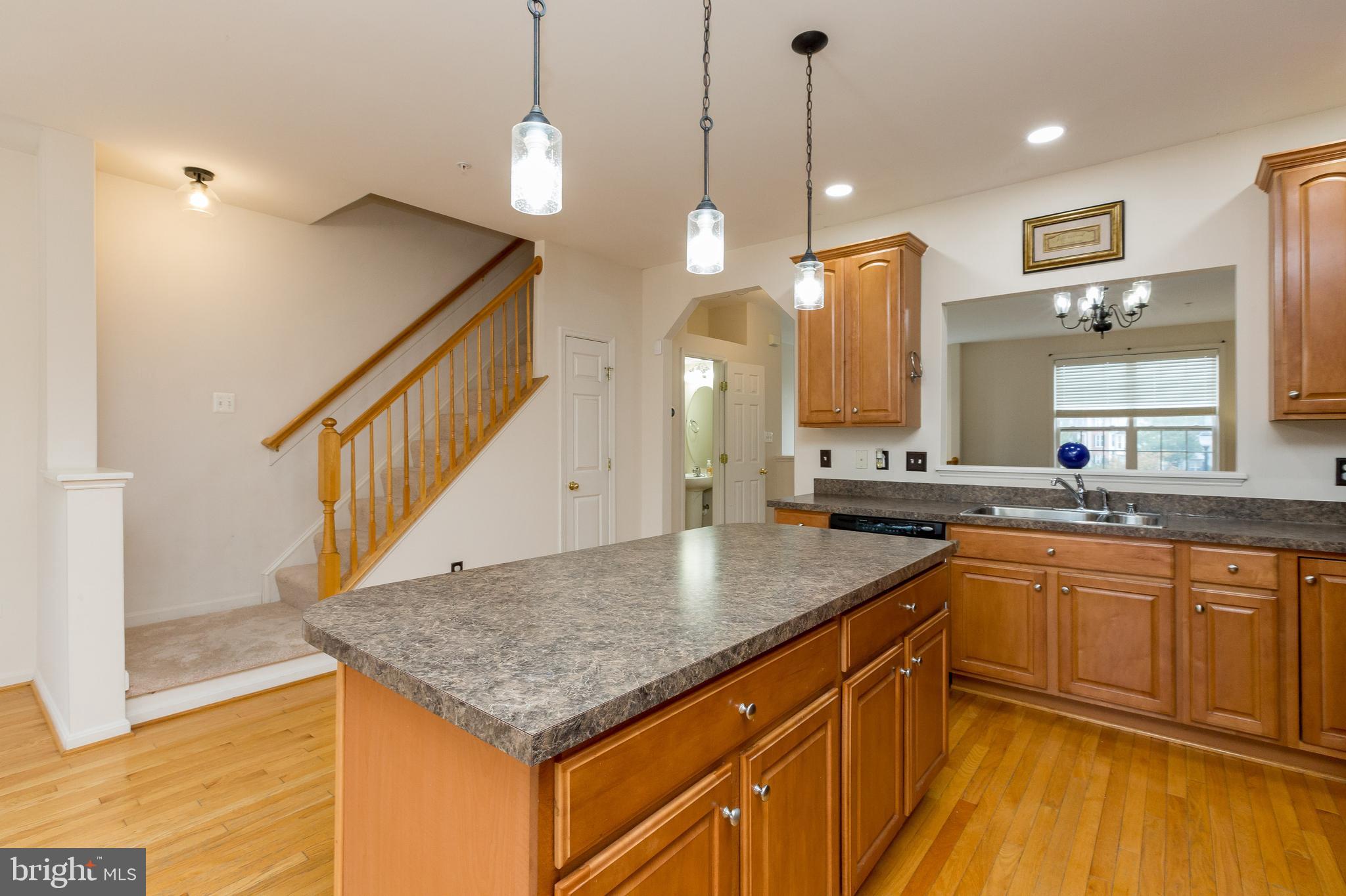 240 Timber View Court Frederick, MD 21702 - Photo 10 of 37 Kitchen