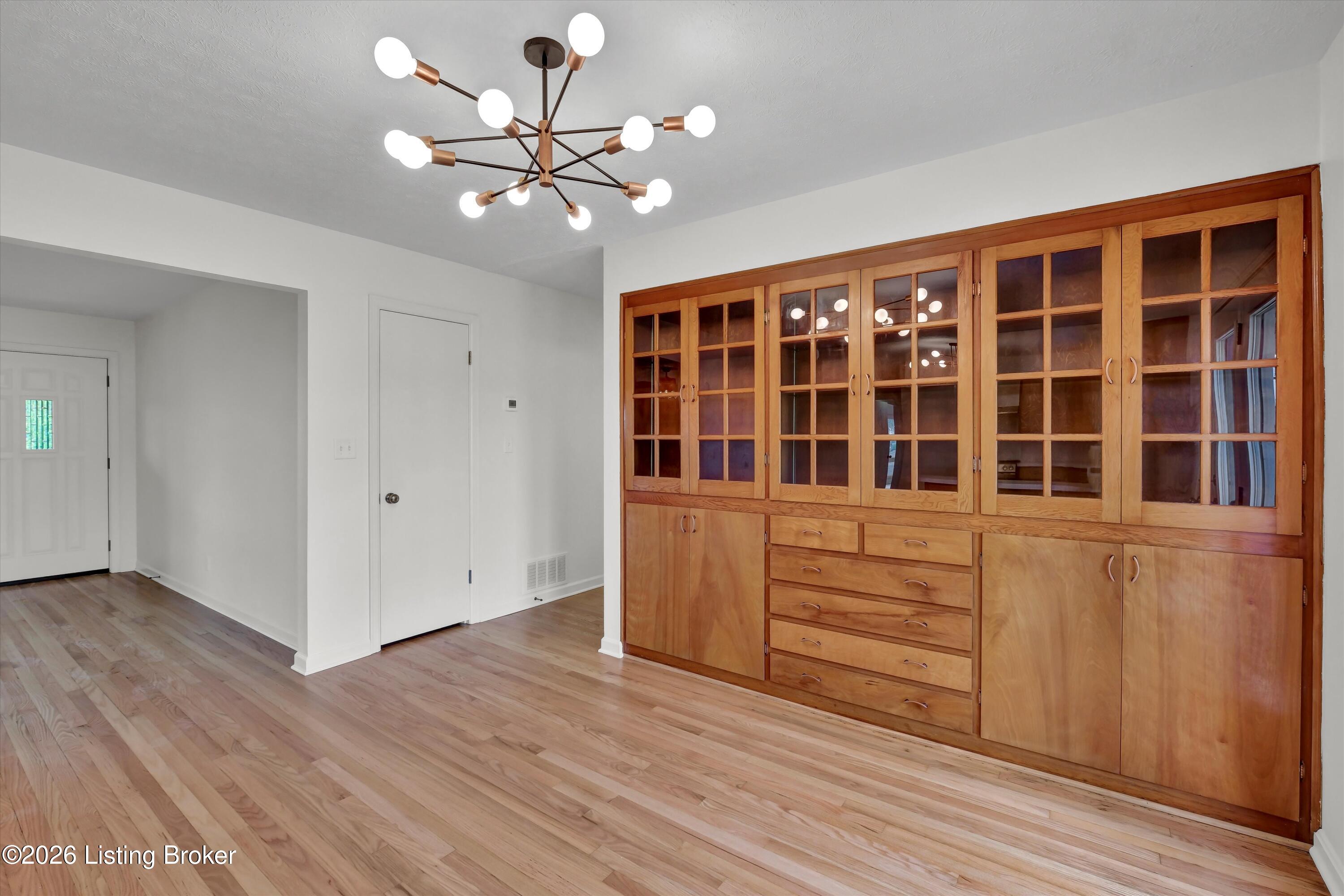 334 South Bardstown Road Mount Washington, KY 40047 - Photo 3 of 61 20-334 S Bardstown Rd