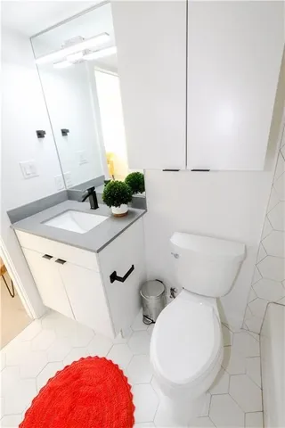 $2,595 | 400 East 30th Street, Unit 101, Austin, TX 78705