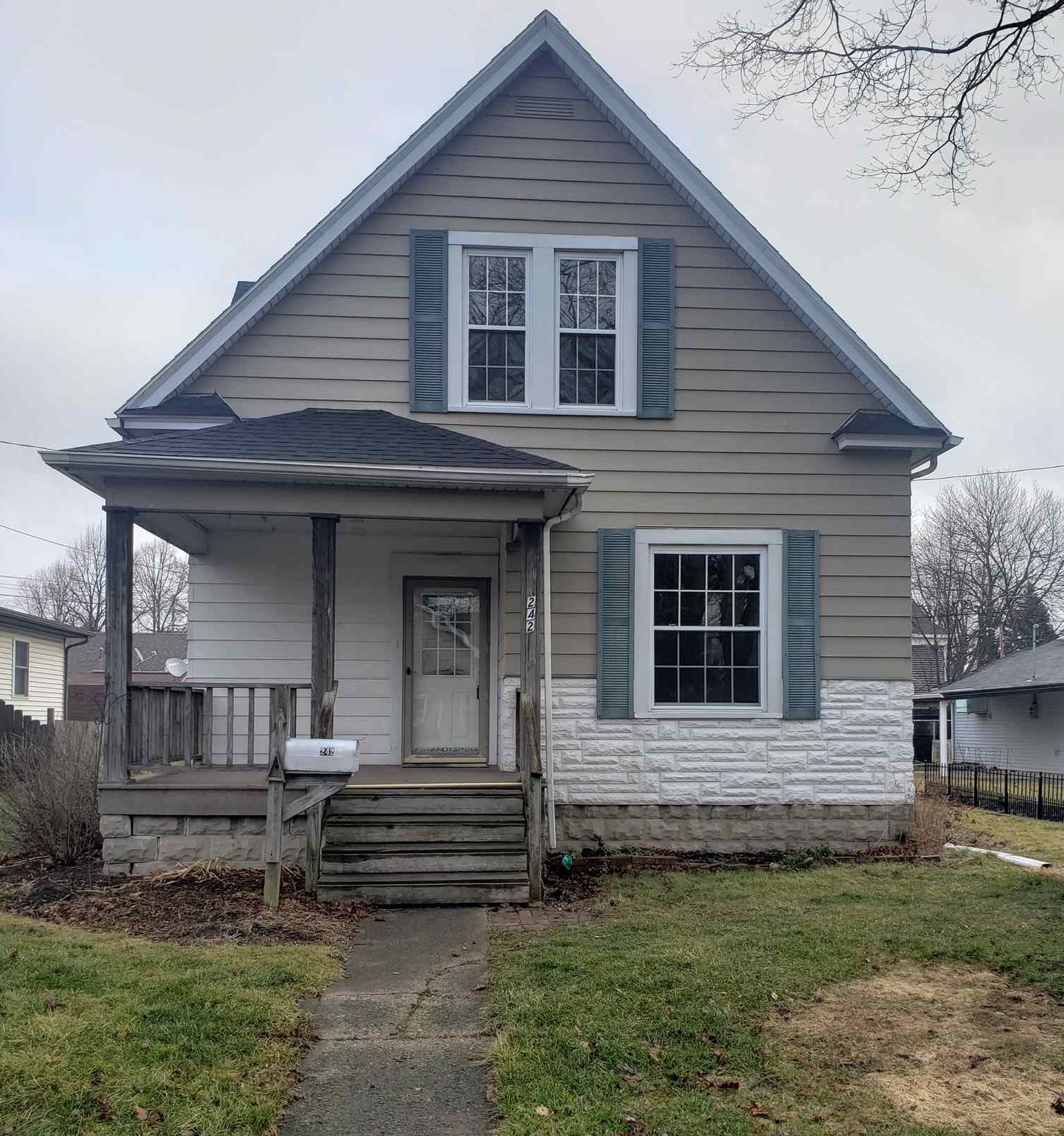 242 North 6th Street Decatur, IN 46733 - Photo 1 of 20