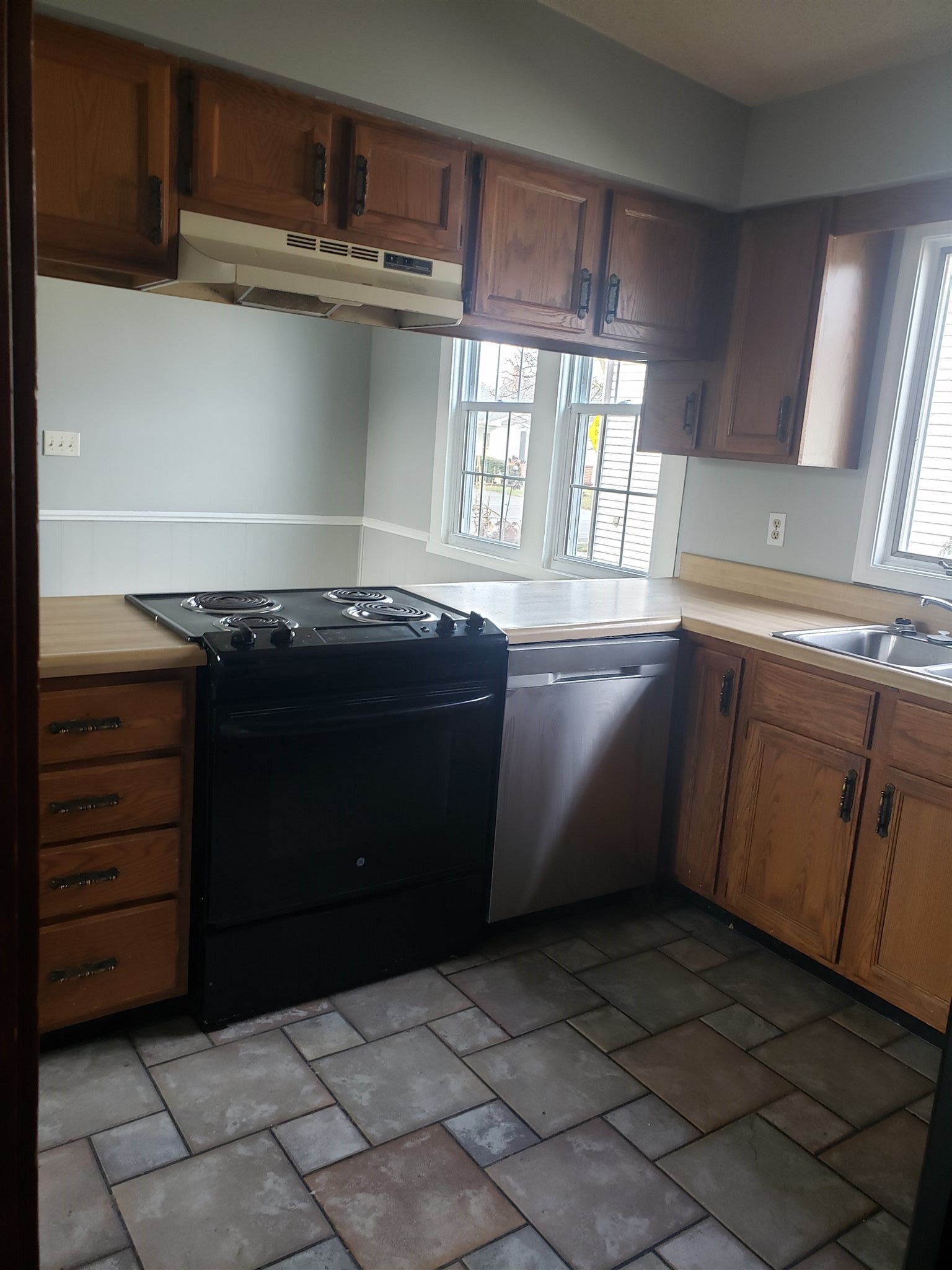 242 North 6th Street Decatur, IN 46733 - Photo 11 of 20