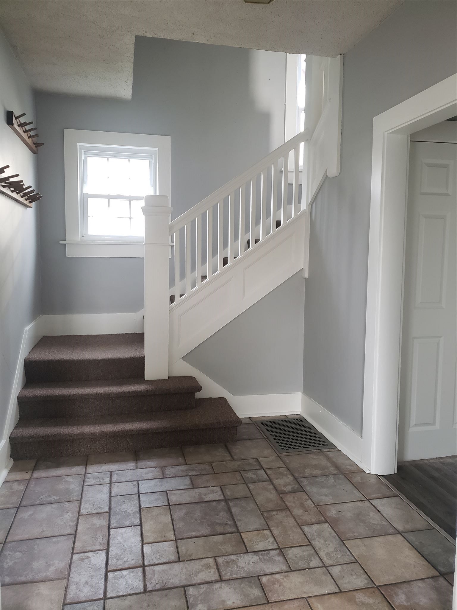242 North 6th Street Decatur, IN 46733 - Photo 5 of 20